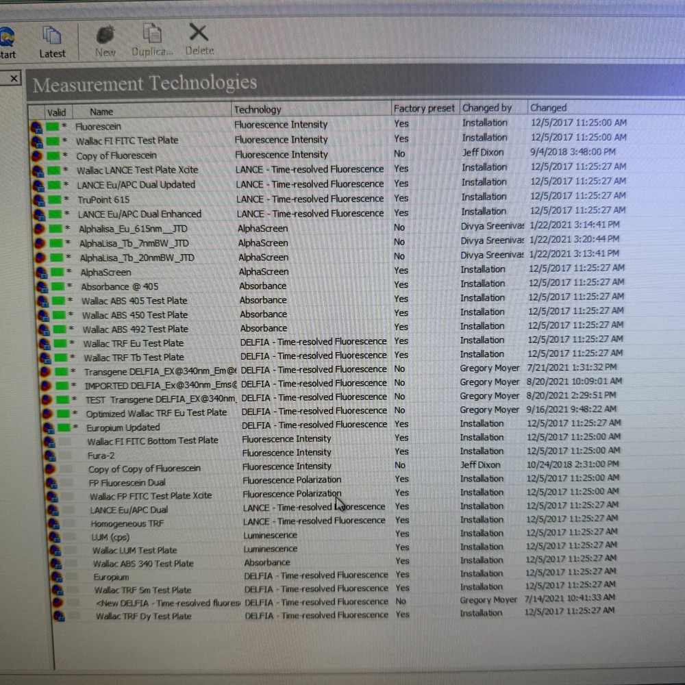 PerkinElmer EnVision 2105-0010 Plate Reader Dual Detector w/ Stacker & Software