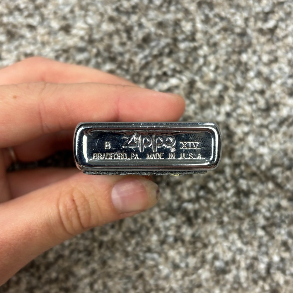 Zippo 2000 Barrett Smythe Soaring Eagle Silver Emblem