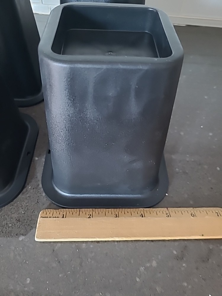 6 In. Black Bed Risers (4-Pack)