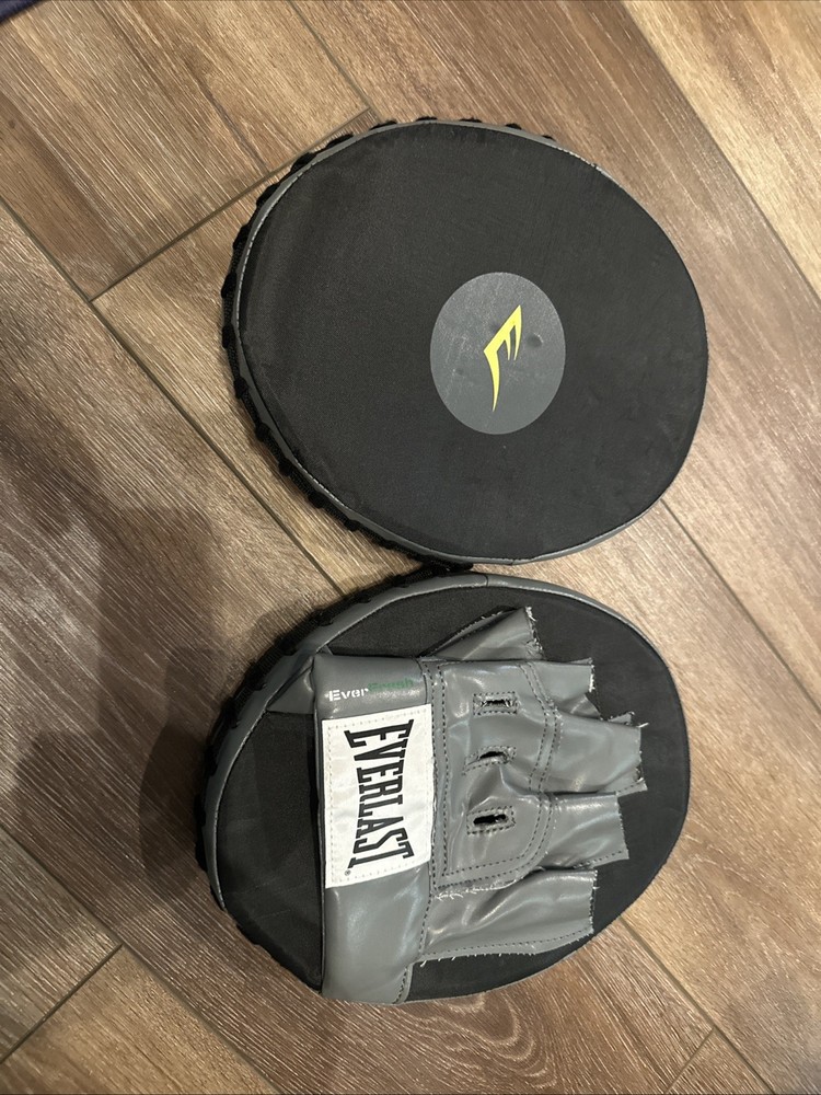 Everlast Boxing Punch Mitts