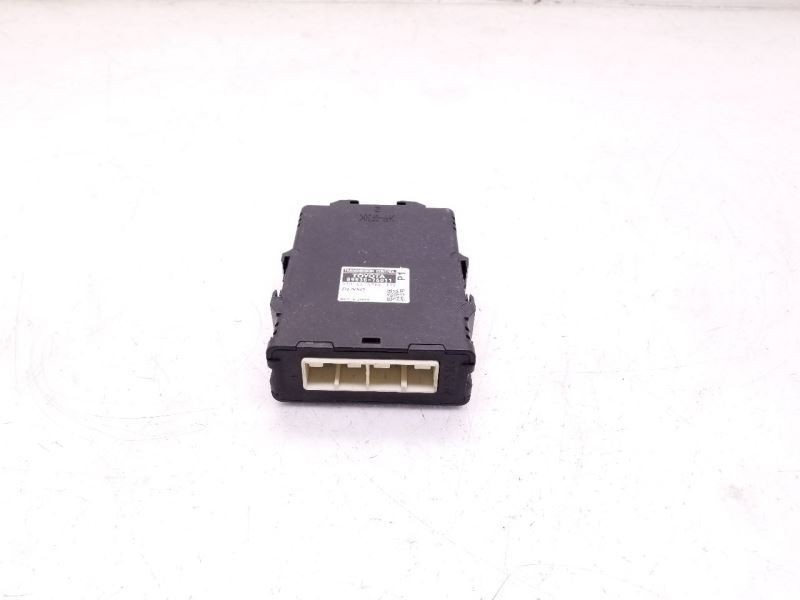 14-17 LEXUS CT200H TRANSMISSION CONTROL MODULE CHASSIS ECM ASSEMBLY