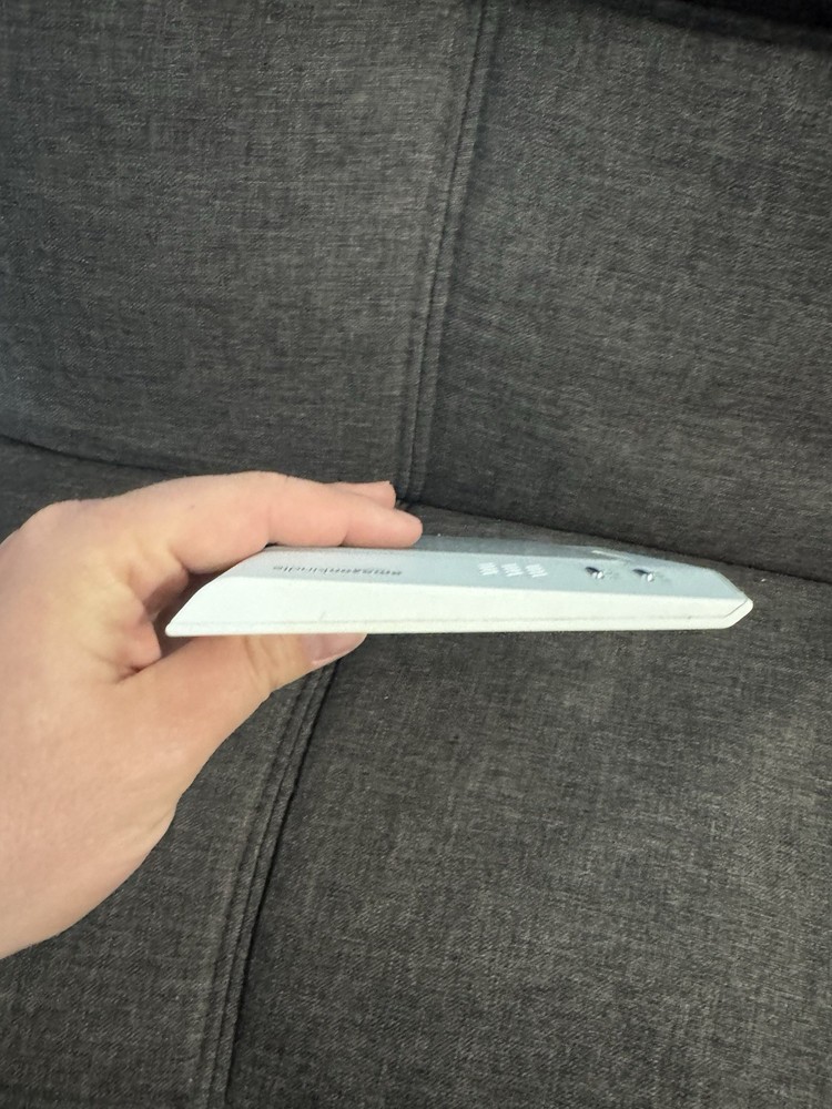 Amazon Kindle 1st Generation D00111 - READ