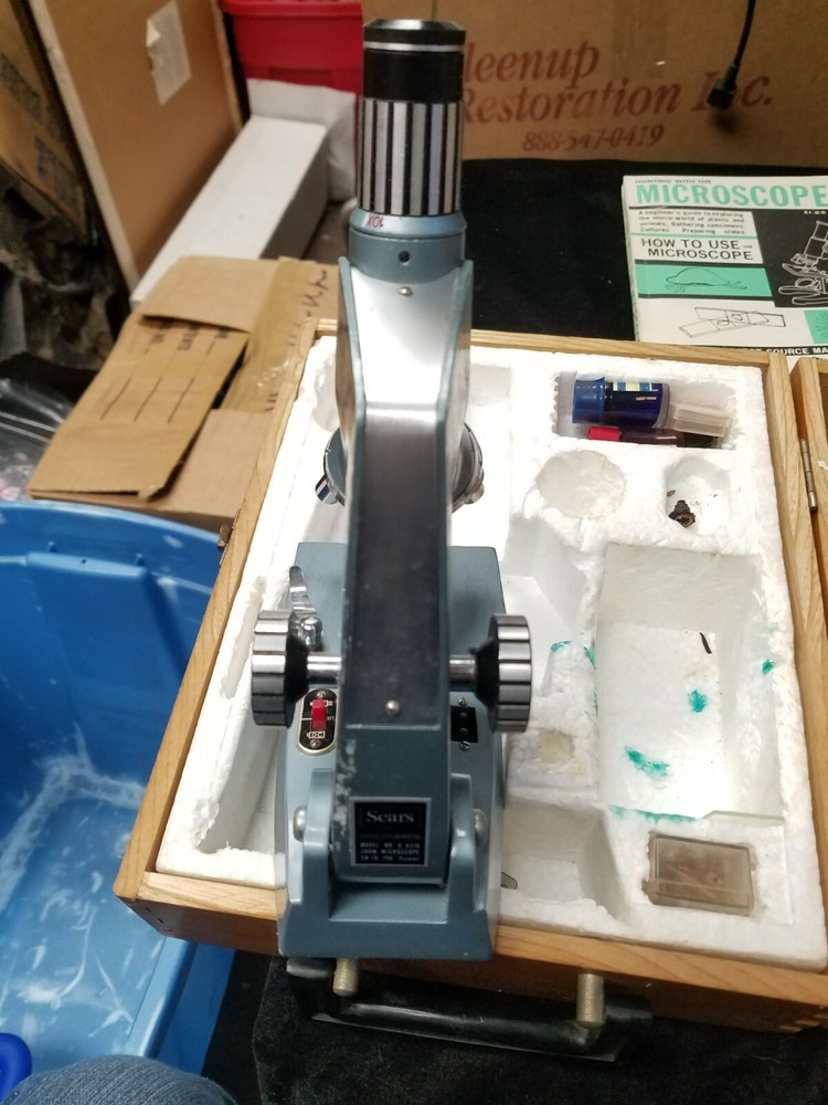 Vintage Sears Discoverer Model 4 6376 Zoom Microscope in Wooden Case Needs Work