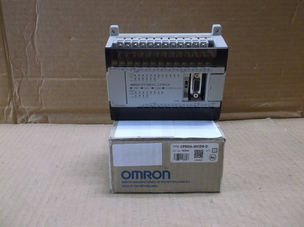 Omron CPM2A-30CDR-D Programmable Controller New in box