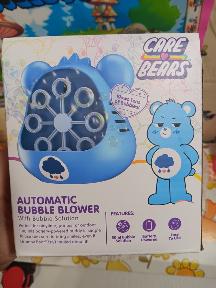 NEW IN BOX CARE BEARS AUTOMATIC BUBBLE BLOWER W/ SOLUTION GRUMPY BEAR 8.25"...