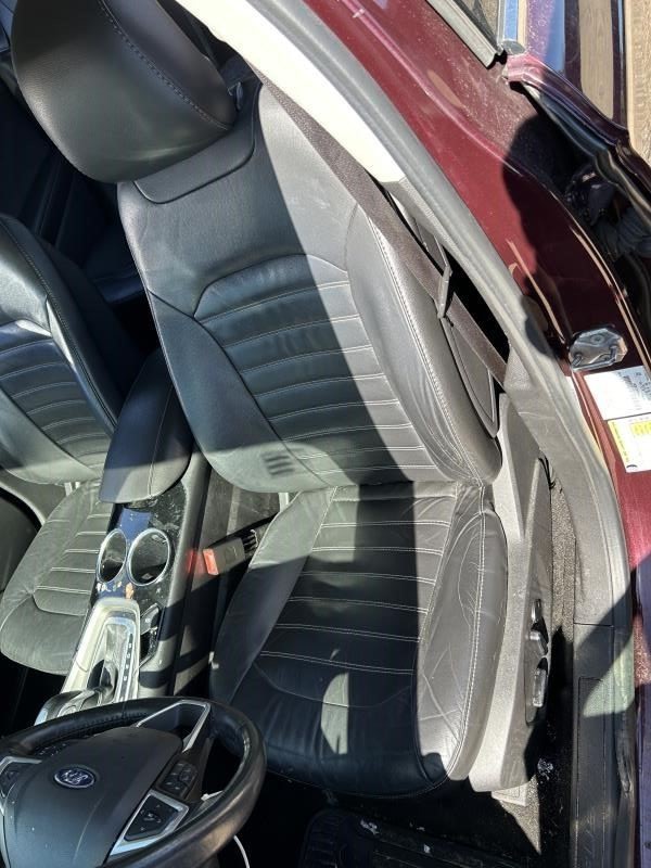 FUSION 2013 High Mounted Stop Light 104572282