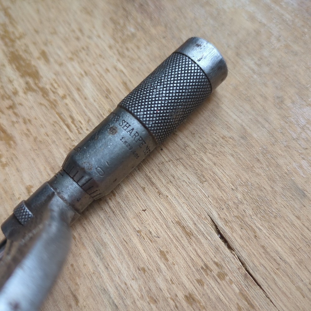 Brown & Sharpe # 13 Micrometer Locking