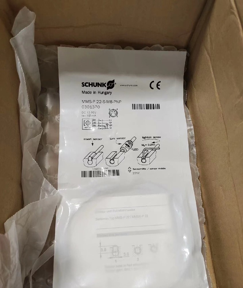 1PC  Magnetic Switch  MMS-P 22-S-M8-PNP 0301370