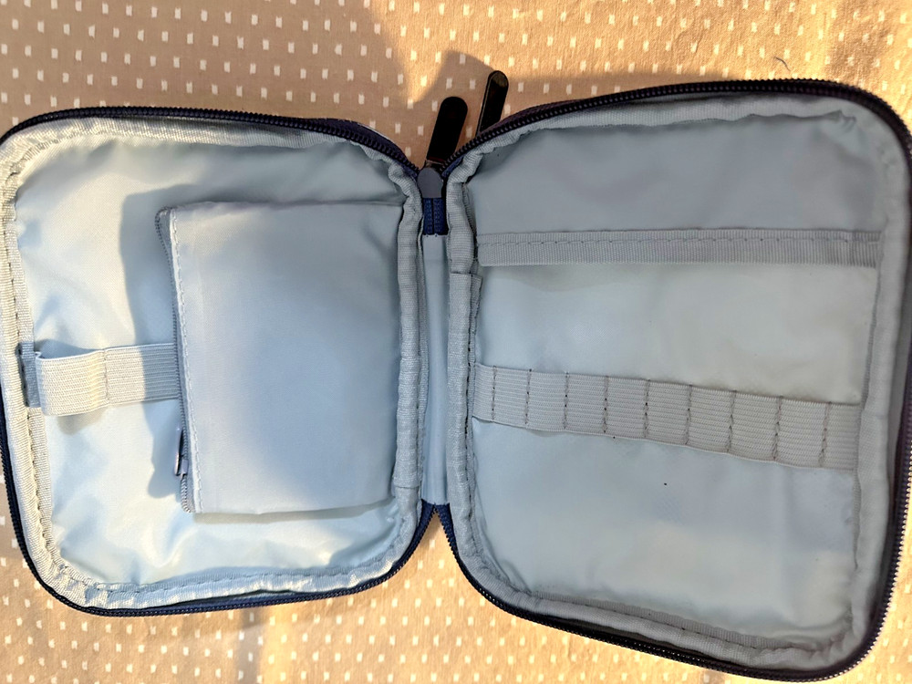 Empty Crochet Hook Case Cute Elephants For Various Sized Hooks zipper