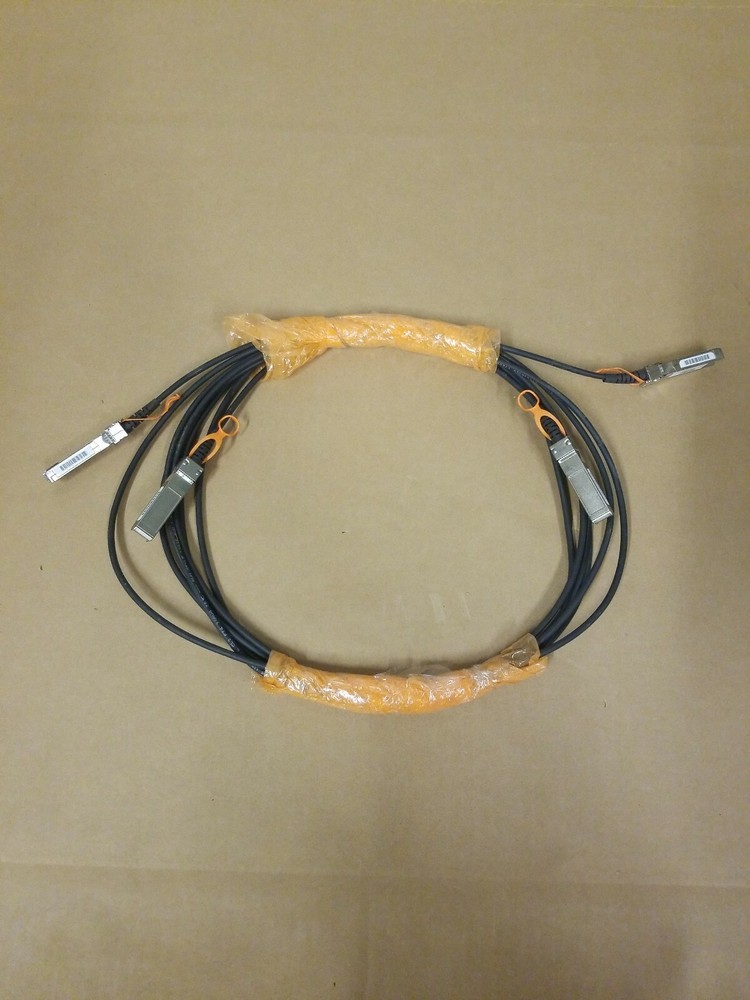 NOS CISCO SFP-H10GB-CU3M