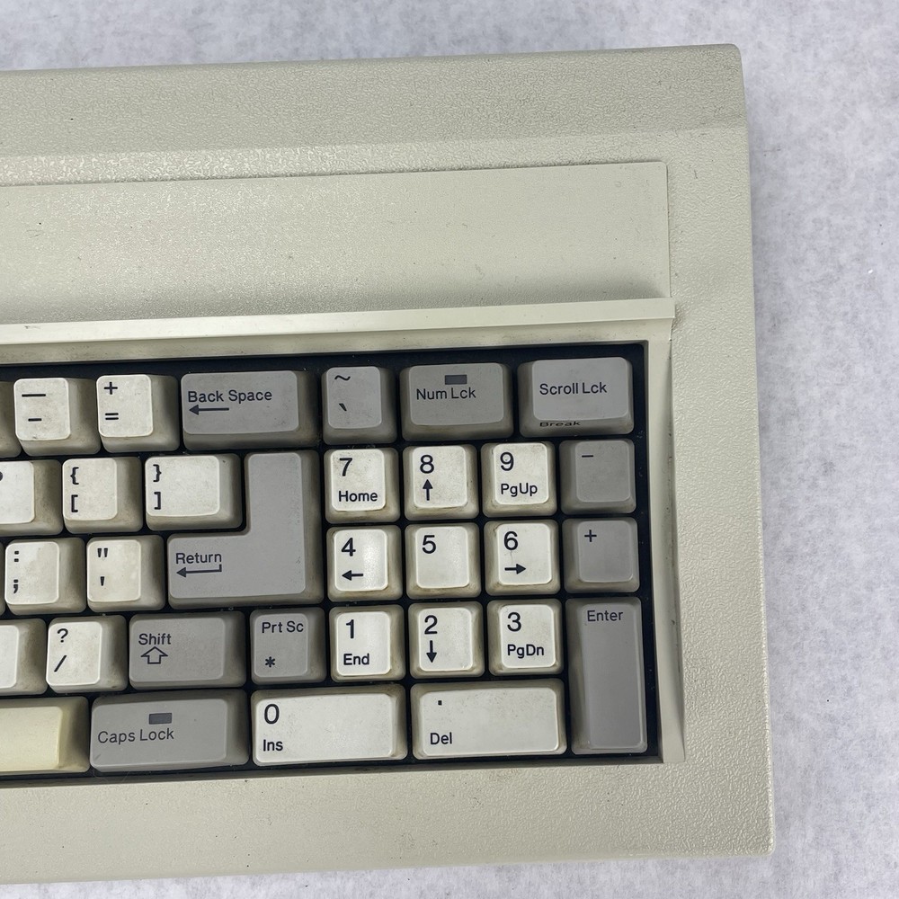 Zenith Data Systems Z-150 Keyboard Untested