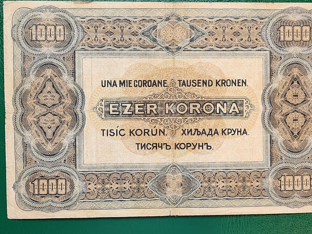 HUNGARY - 1000 KORONA 1920 - LARGE BANKNOTES - King St Stephan