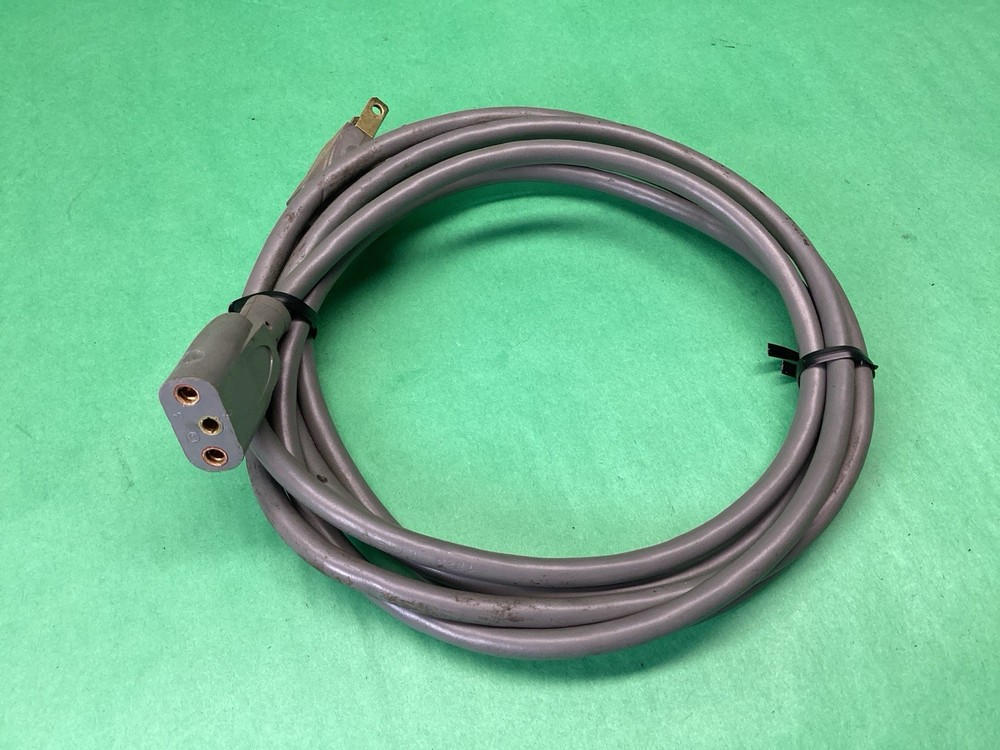 Monsanto Electronics Model 8510 50MHz Counter Timer HT Series POWERS ON UNTESTED