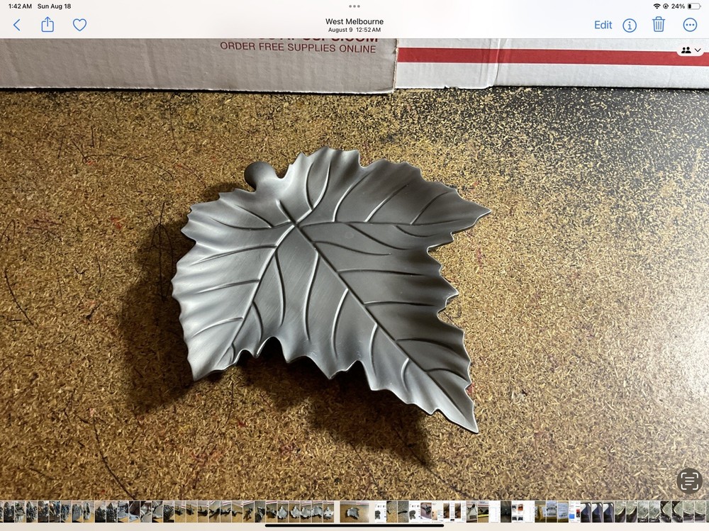 Metal Leaf Trinket