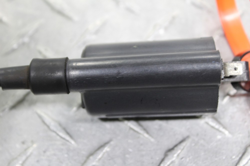 2002 DUCATI MONSTER 600 IGNITION COIL SPARK PLUG CAP