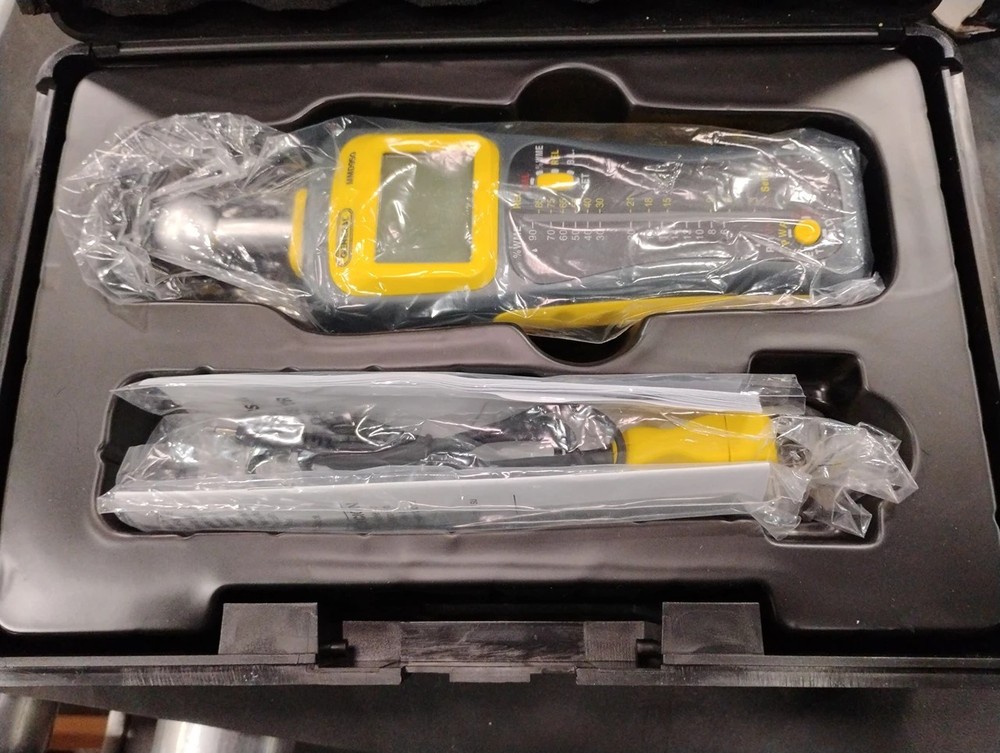 General Tools Moisture Meter MMD950 - Humidity Sensor - Pin Type / Pinless Devic