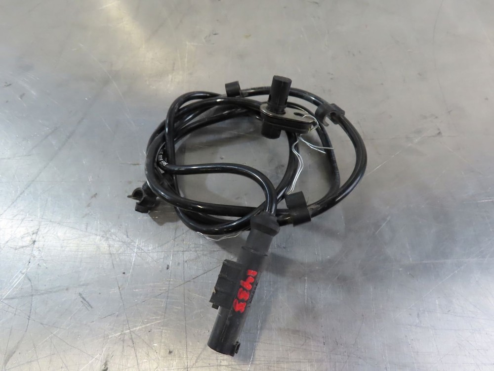 EB1433 2023 23 DUCATI STREETFIGHTER V2 FRONT ABS SENSOR SPEED SENSOR