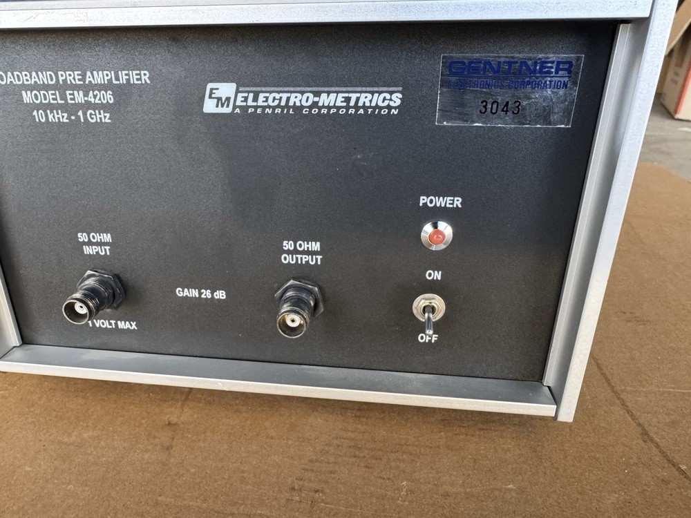 Broadband Pre Amplifier EM 4206