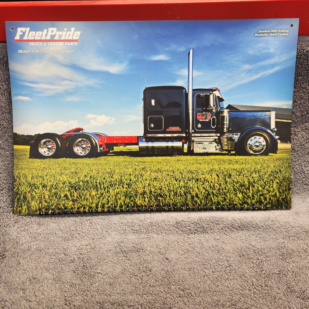 Fleetpride 2019 Calendar. Tractor Trailers. Excellent Condition.