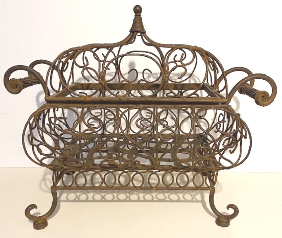 VTG HEAVY IRON RUSTIC ORNATE 2 PC INDOOR/OUTDOOR FOOTED DISPLAY UNIT-EUC