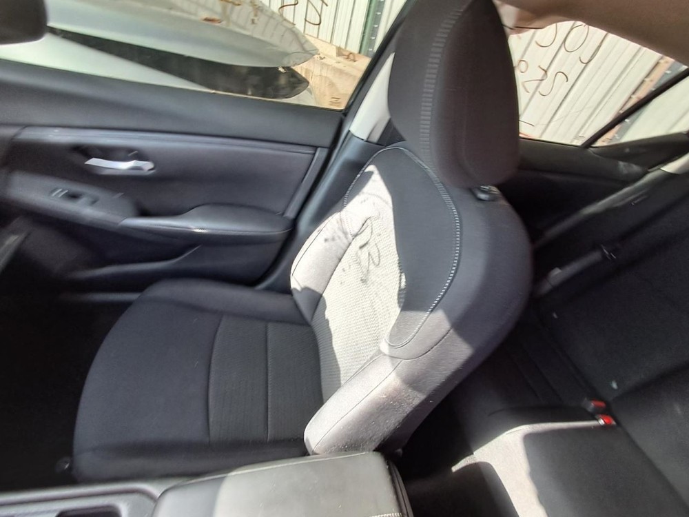 Fuse Box Engine Fits 20-25 SENTRA 2640176