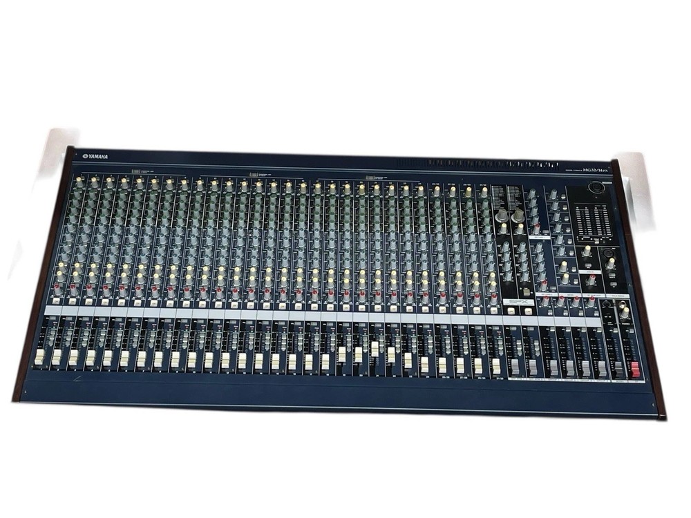 Yamaha Mixing Console MG32/14FX - Original Box