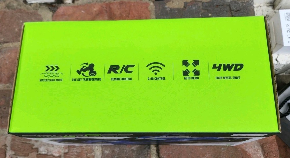 VOD Visual Armored Warrior Stunt Remote 2.4G Control Car Amphibious Twistable