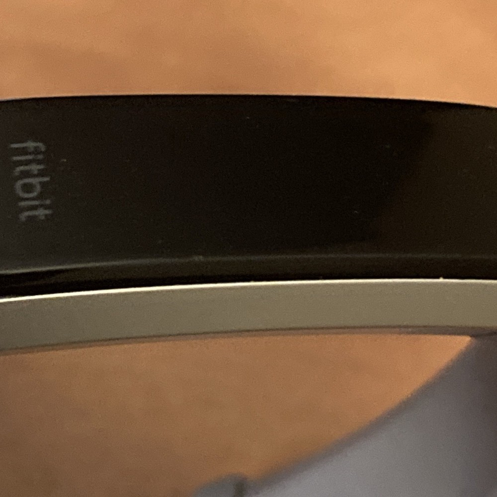 Fitbit Alta HR Activity Tracker FB408 Gray No Charger Tested Works