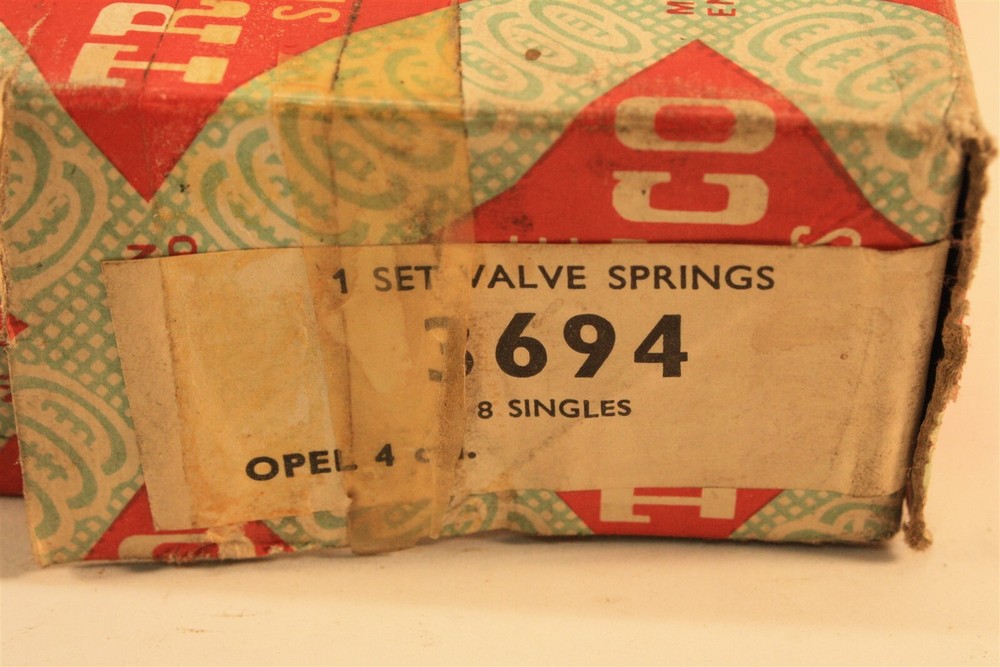 Valve Spring set for OPEL Model unknown Tranco OLD Stock