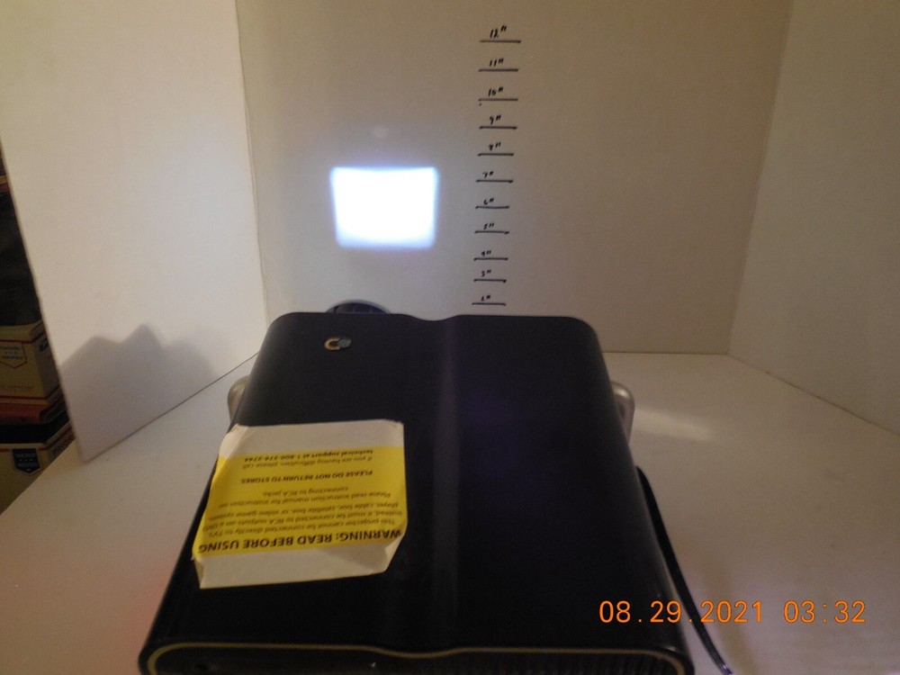 Discovery Merch Source Wonderwall Projector Model # 1625073 Tested Working