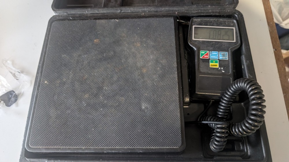 USED REFRIGERANT SCALE