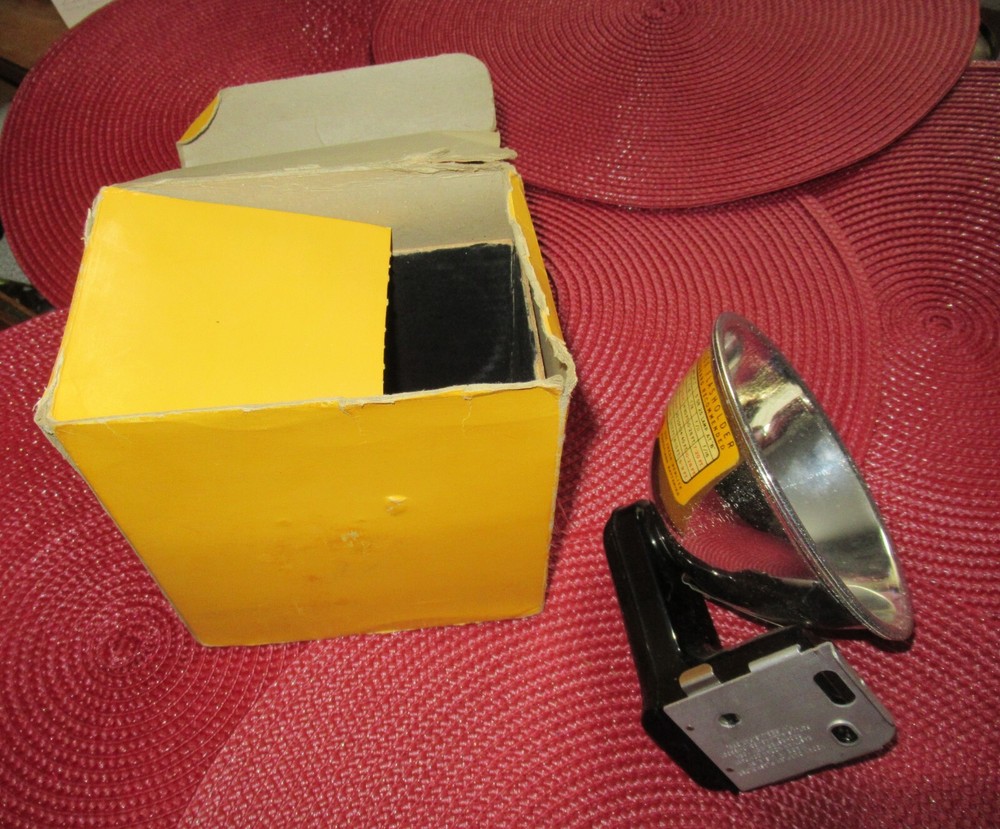 Vintage Kodak Duraflex Flasholder with Lumaclad Reflector - Untested