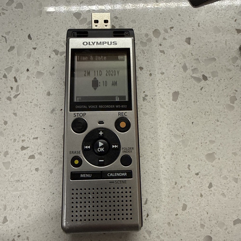 Olympus Digital Voice Recorder Multi Function Silver WS-852 4GB TESTED WORKS!