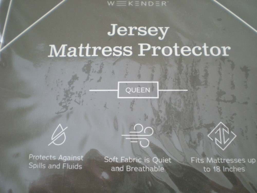 WEEKENDER Fitted Jersey Mattress Protector Choose Size Queen or full