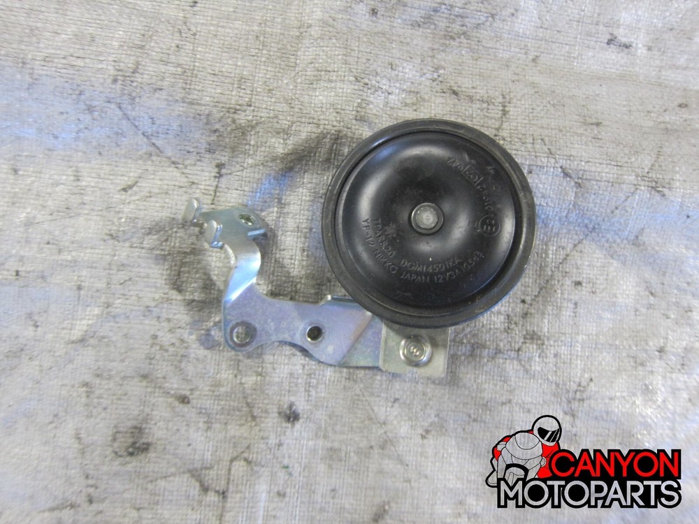 08-16 Yamaha R6 Horn