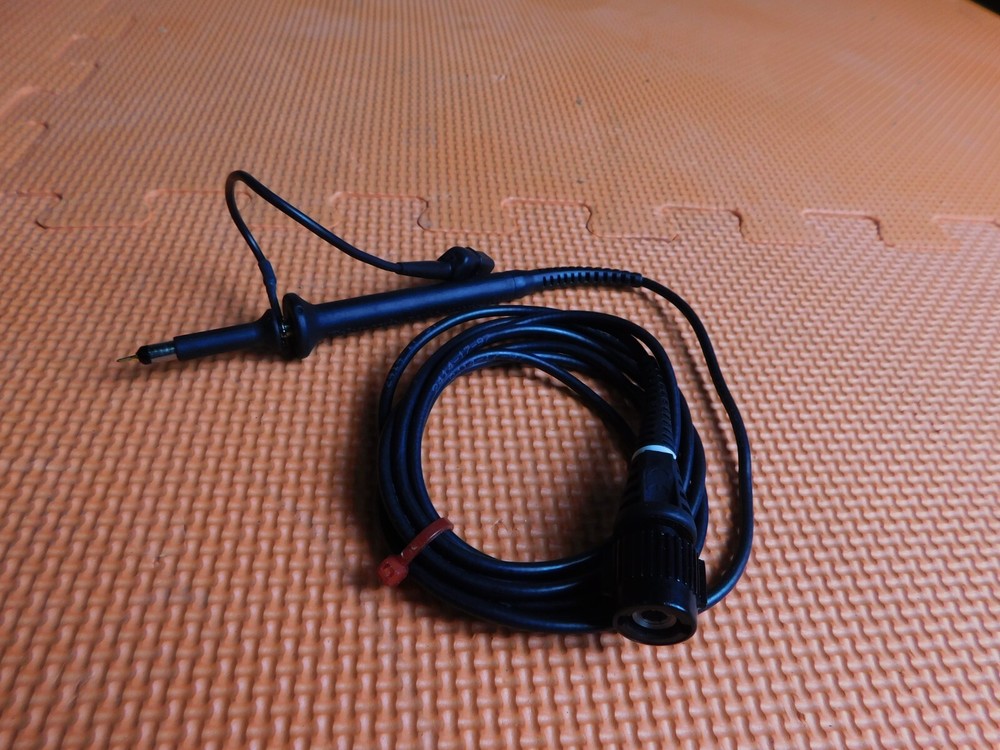 Tektronix P6112 Passive Voltage Probe 100Mhz