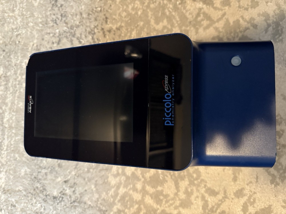 Abaxis Piccolo Xpress Chemistry Blood Analyzer 2nd Generation