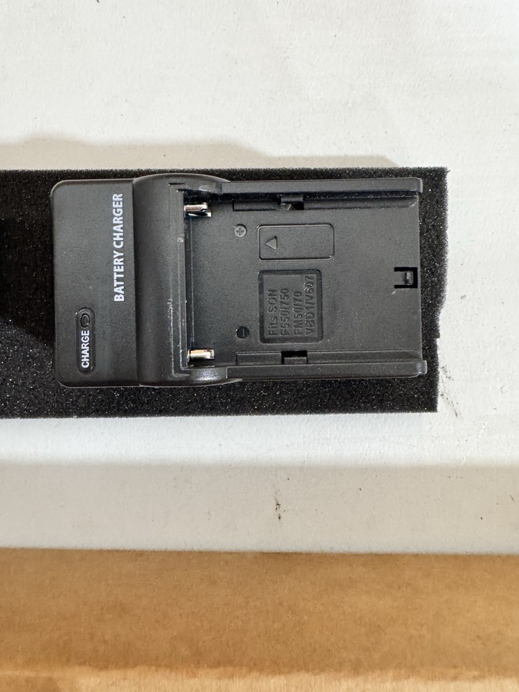 Studio Lighting Stick - Adjustable Brightness - GVM / i4F