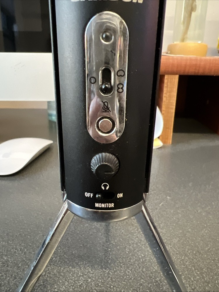 Samson Satellite USB Broadcast Recording Microphone UNTESTED