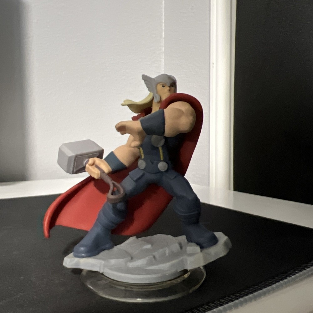 Disney Infinity Lot (8) Avengers + Marvel 2.0 -TESTED