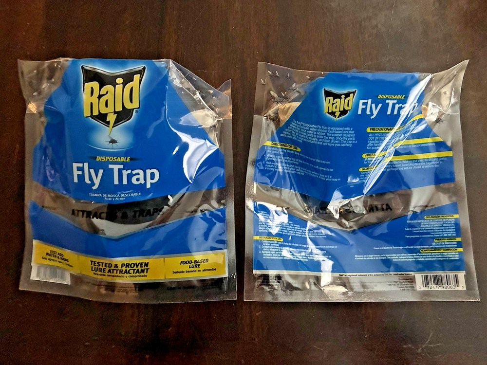2 RAID DISPOSABLE OUTDOOR FLY TRAPS ~ NEW IN PACKAGES ~
