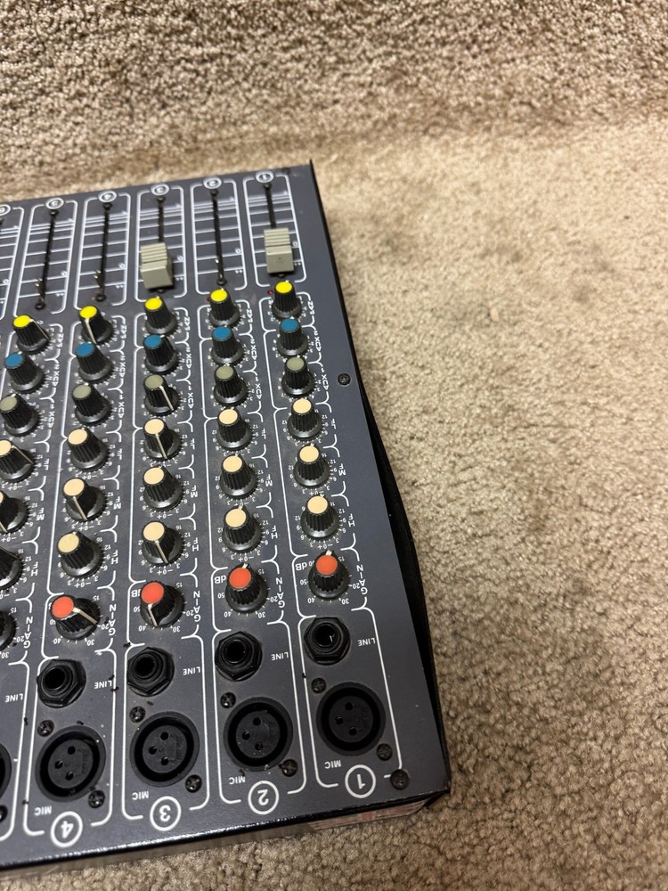 Studiomaster Diamond 16-2 Club Mixer