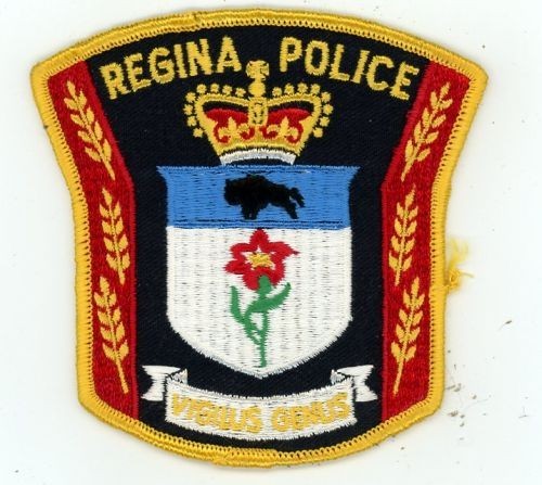 CANADA SASKATCHEWAN REGINA POLICE NICE SHOULDER PATCH SHERIFF