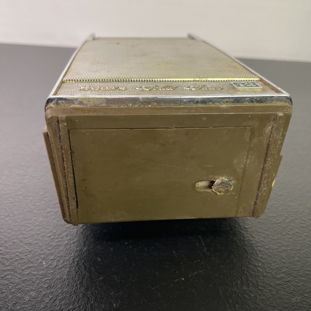sears solid state transistor radio