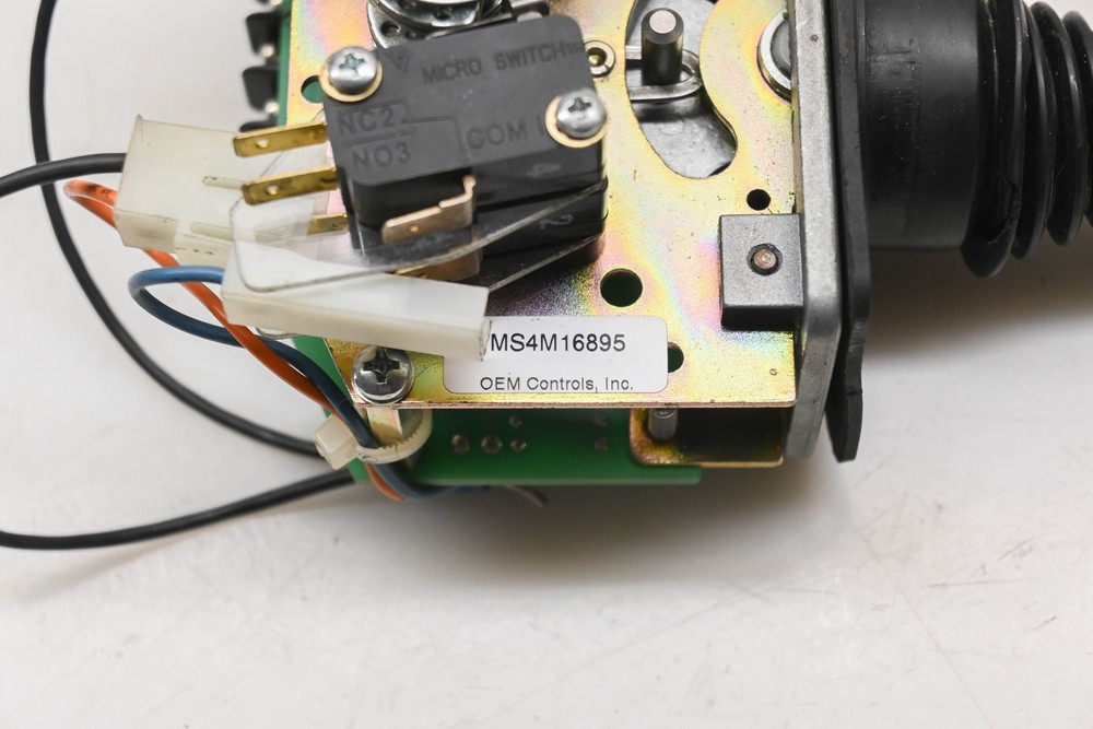 OEM Controls MS4M16895 Joystick Controller