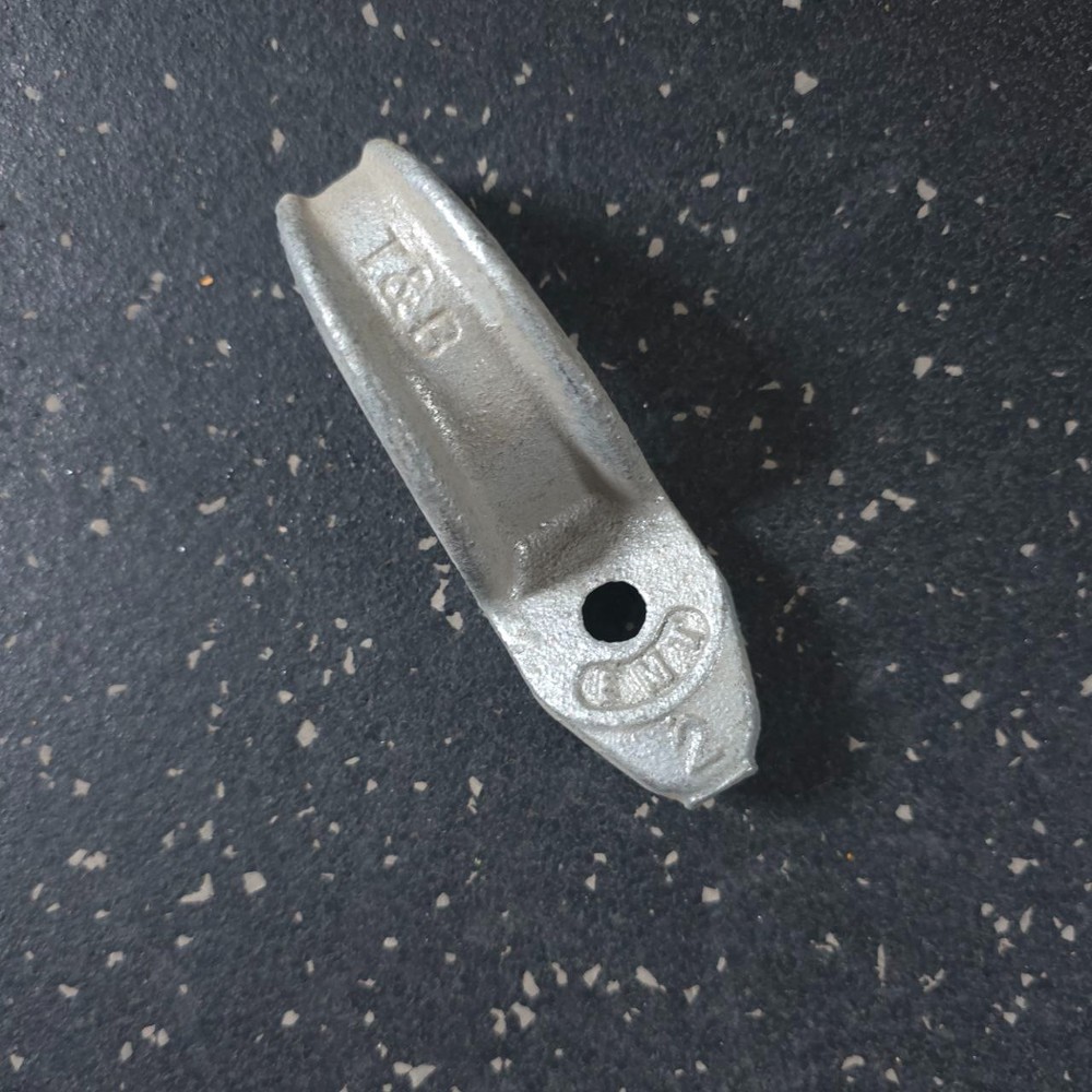 T&B - 4181 - Pipe Strap - 2" Iron - 1 Hole - (QTY 4) Used
