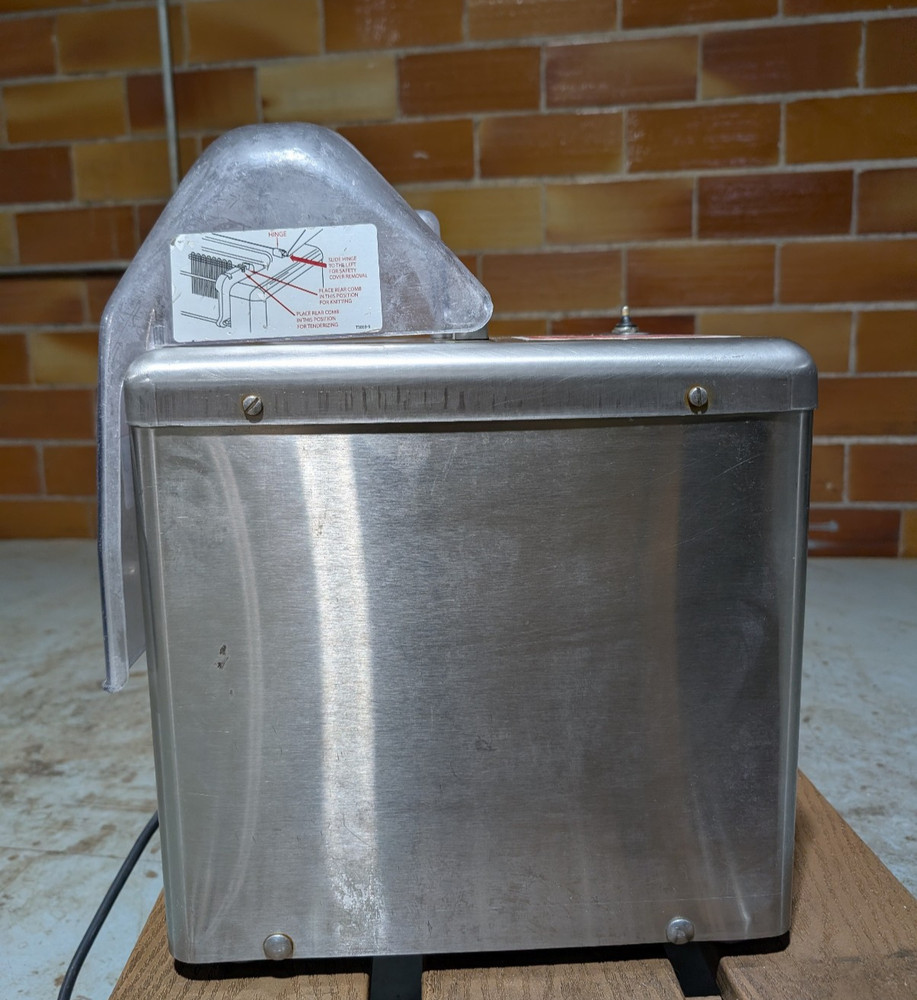 Biro Model PRO-9SD Standard Duty Meat Tenderizer Cube Steak Machine