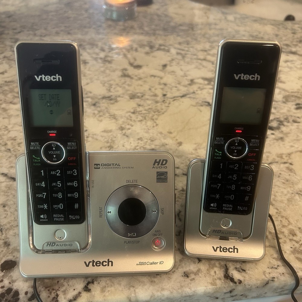 V tech Cordless 2 Phone System LS6426 Base Answering Machine