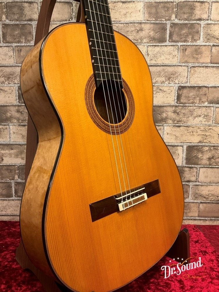 Kaoru Ono 1997 Maple Classical Guitar Used