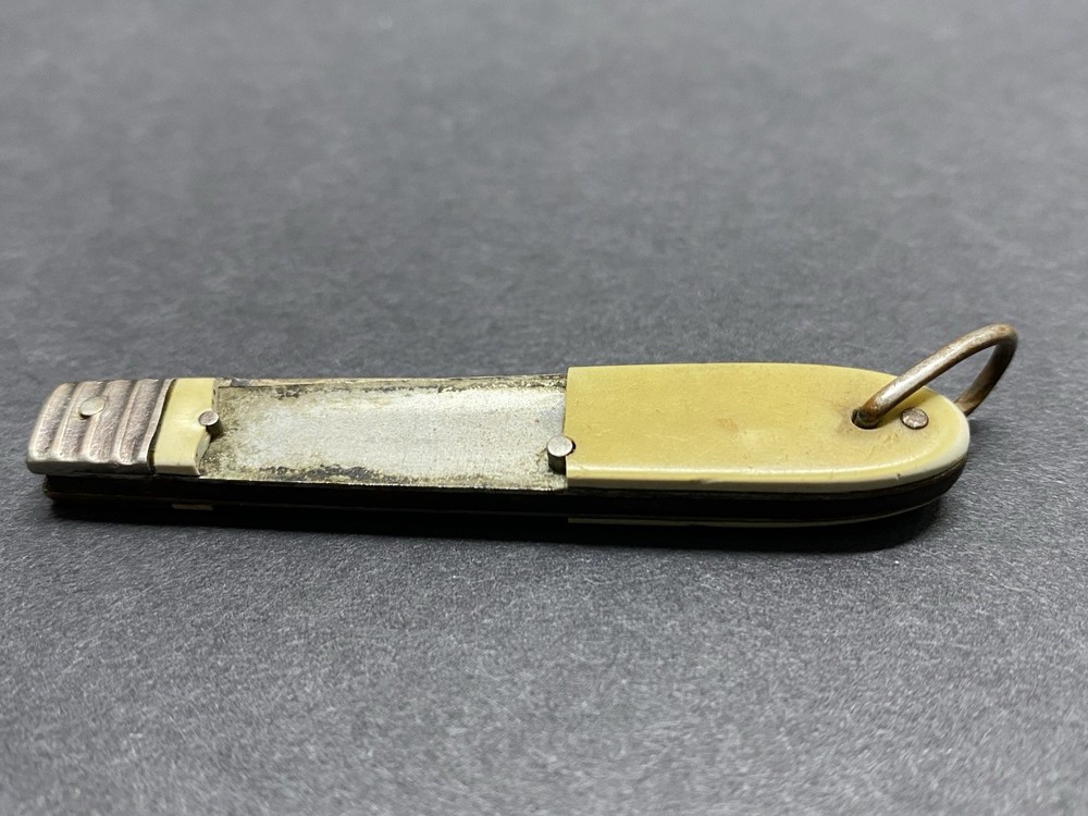 Mid Century Unbranded Pocket Knife Single Blade